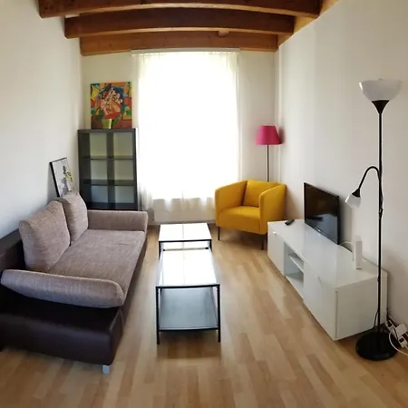 Apartamento Hsh Weber - 2 Bedroom With Office, Salon And Kitchen In By Hsh Serviced